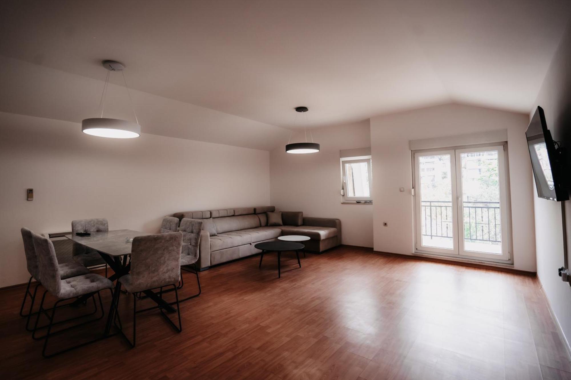 Riverside Apartments 莫斯塔尔 外观 照片
