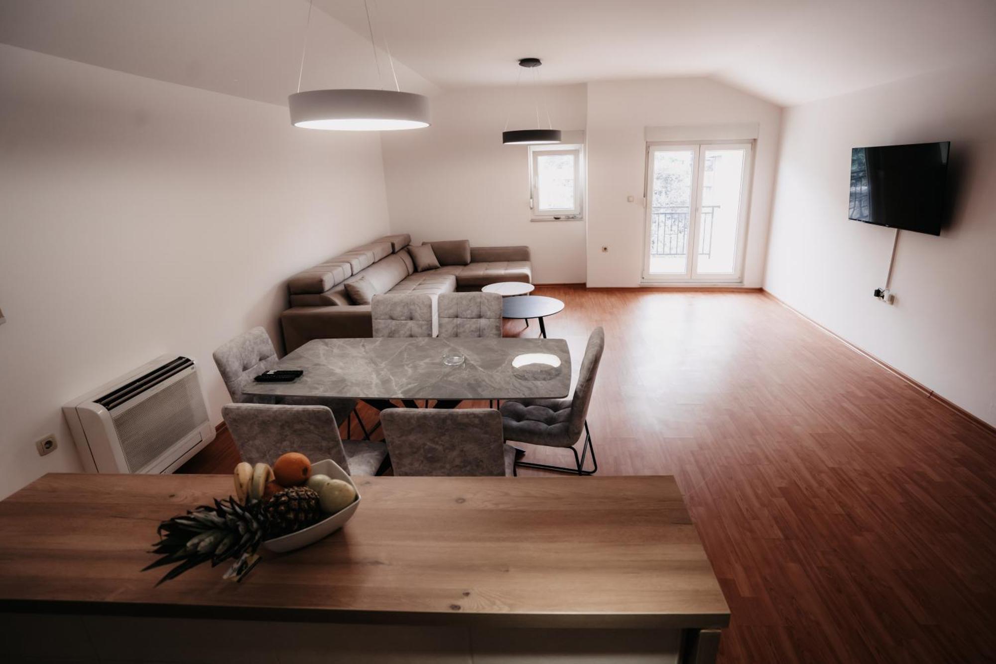 Riverside Apartments 莫斯塔尔 外观 照片