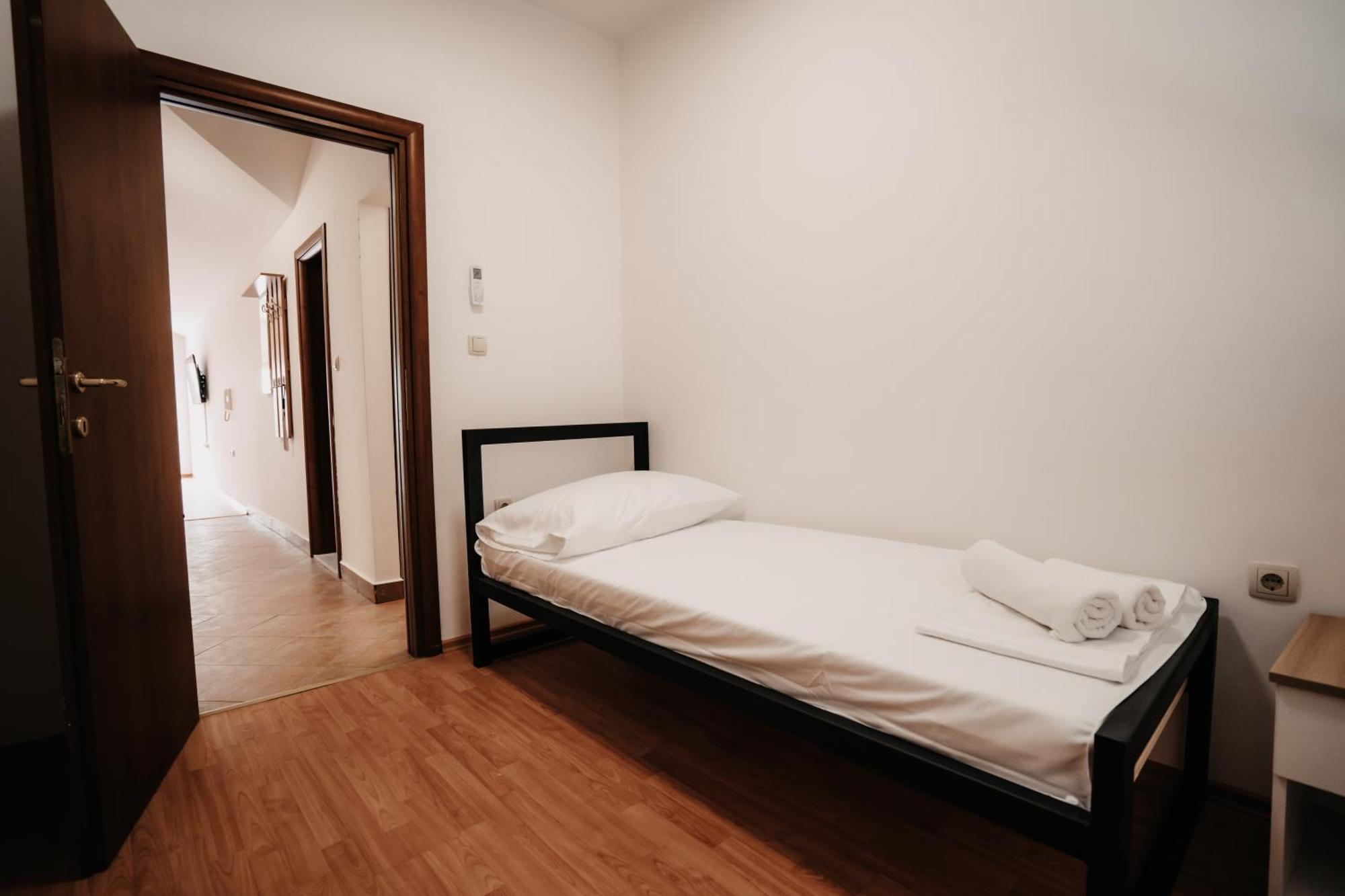 Riverside Apartments 莫斯塔尔 外观 照片