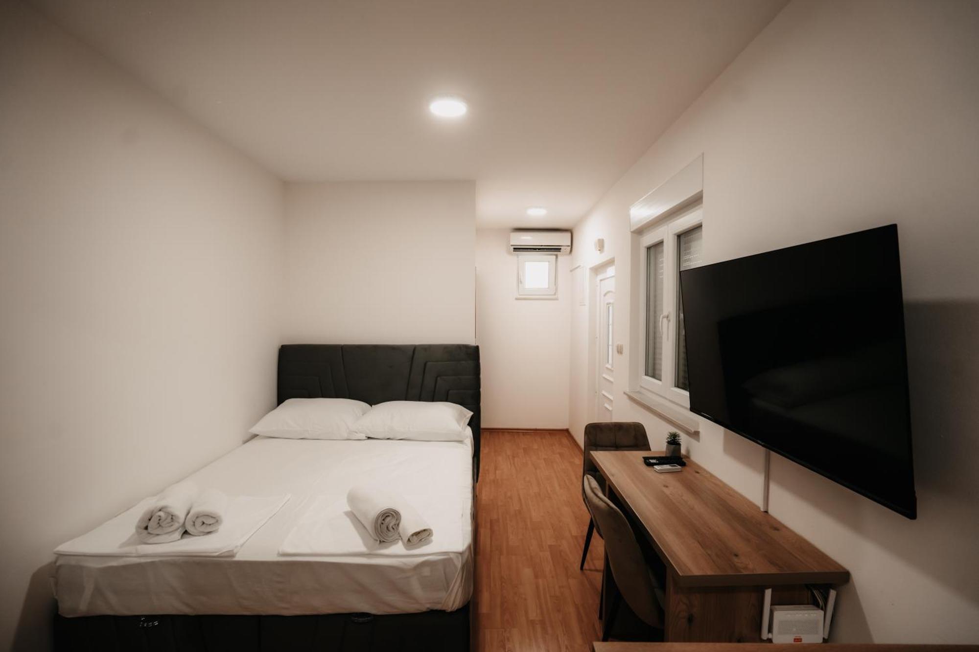 Riverside Apartments 莫斯塔尔 外观 照片
