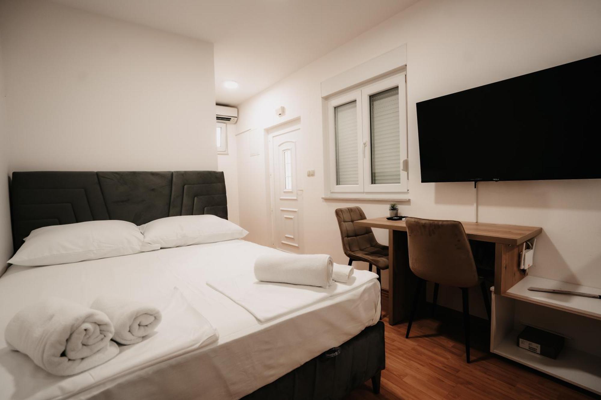 Riverside Apartments 莫斯塔尔 外观 照片