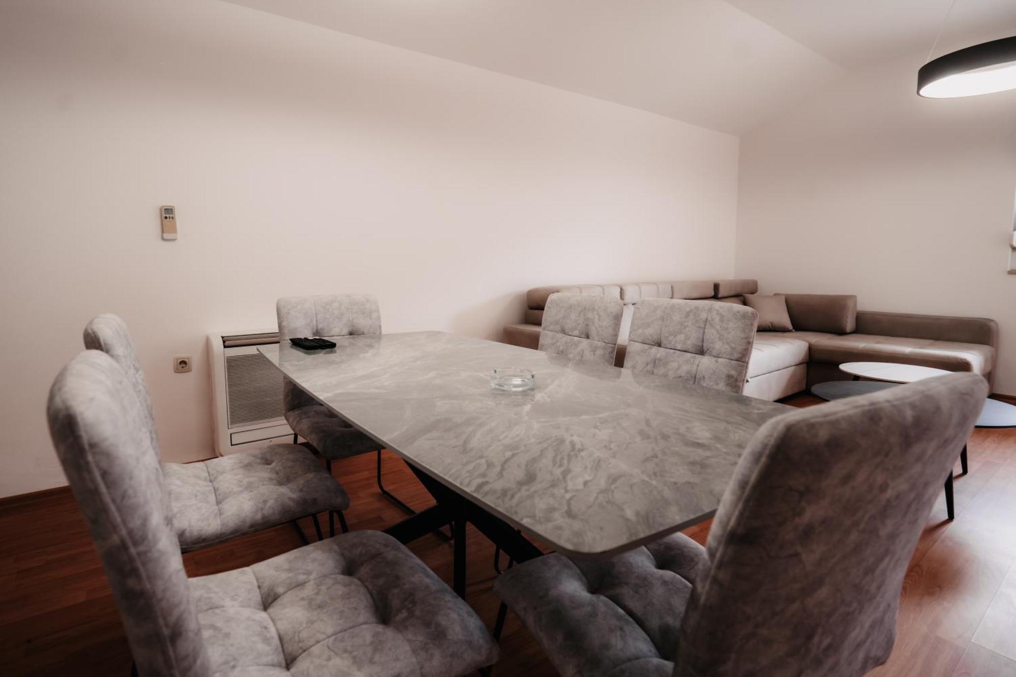 Riverside Apartments 莫斯塔尔 外观 照片